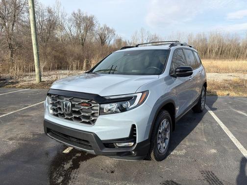2022 Honda Passport AWD TrailSport