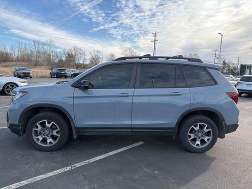 2022 Honda Passport AWD TrailSport