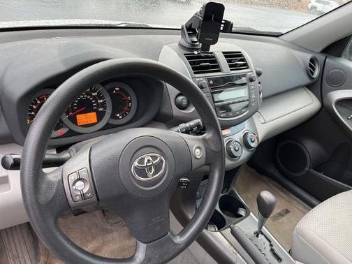 2011 Toyota RAV4 Sport