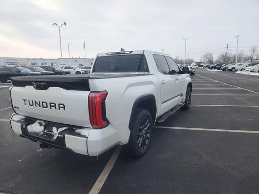 2022 Toyota Tundra Platinum