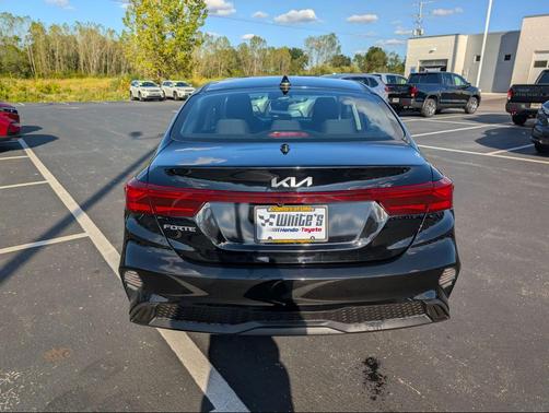 2024 Kia Forte LXS