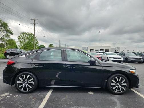 2023 Honda Civic EX-L