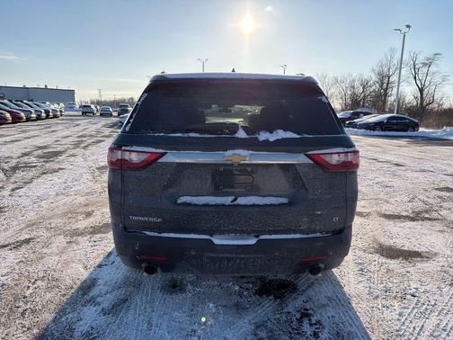 2018 Chevrolet Traverse LT Cloth