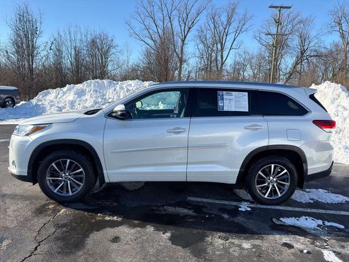 2017 Toyota Highlander XLE