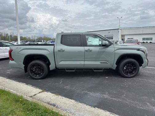 2025 Toyota Tundra Hybrid Platinum