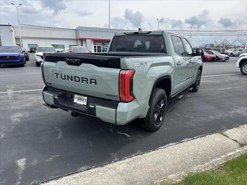 2025 Toyota Tundra Hybrid Platinum