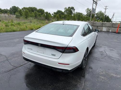 Platinum White Pearl 2023 Honda Accord Hybrid Touring