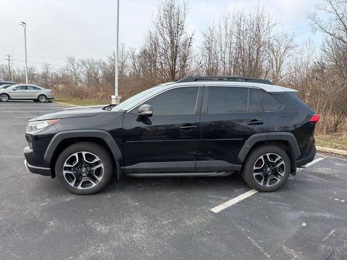 2019 Toyota RAV4 Adventure