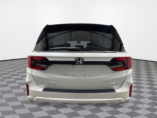 Platinum 2026 Honda Odyssey Touring