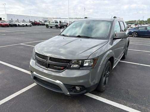 Destroyer Gray Clearcoat 2019 Dodge Journey Crossroad