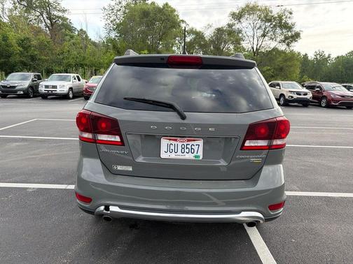 Destroyer Gray Clearcoat 2019 Dodge Journey Crossroad