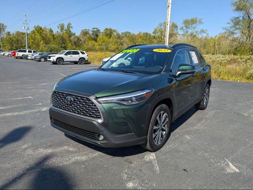 2022 Toyota Corolla Cross XLE