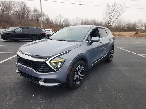 2025 Kia Sportage EX