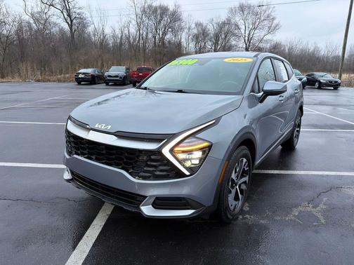 2025 Kia Sportage EX