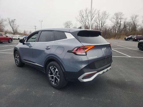 2025 Kia Sportage EX