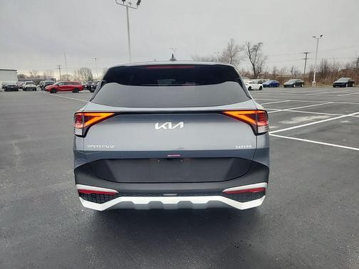 2025 Kia Sportage EX