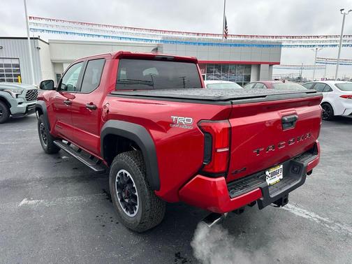 2025 Toyota Tacoma TRD Off-Road