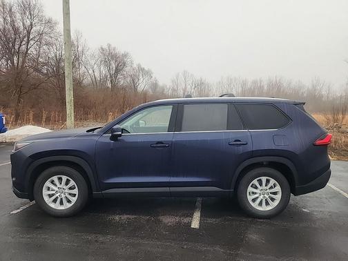 2024 Toyota Grand Highlander XLE