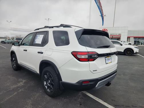 2023 Honda Pilot AWD TrailSport