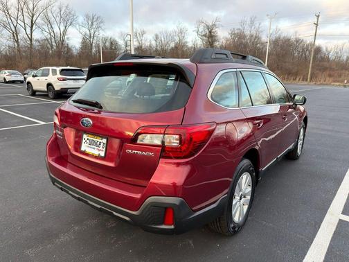 2019 Subaru Outback 2.5i