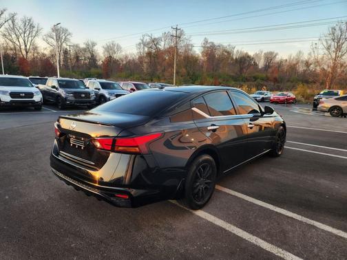 2020 Nissan Altima S FWD