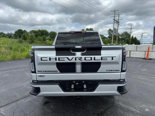 2022 Chevrolet Silverado 1500 Custom