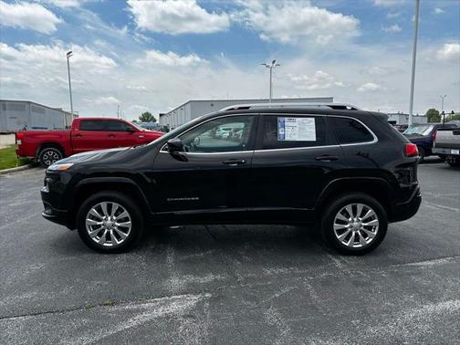 2018 Jeep Cherokee Overland