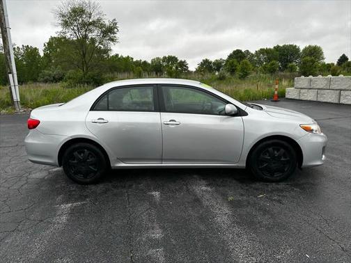 2011 Toyota Corolla LE