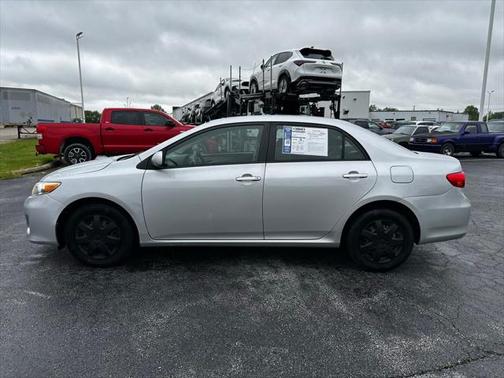 2011 Toyota Corolla LE