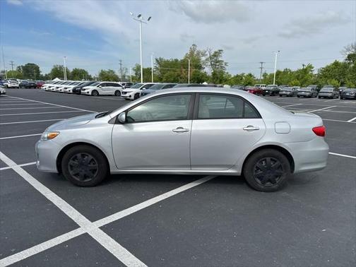 2011 Toyota Corolla LE