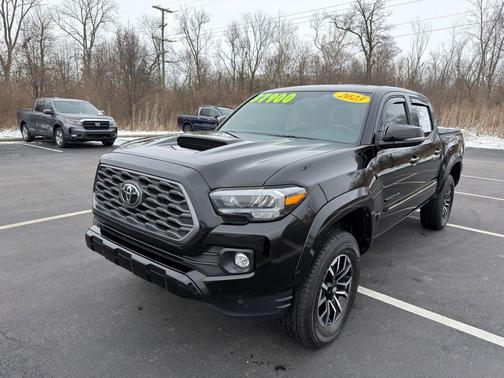 2023 Toyota Tacoma TRD Sport