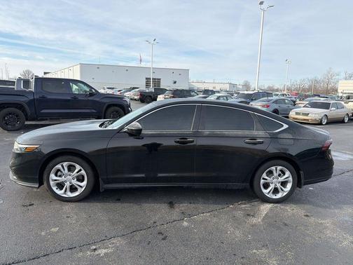 2025 Honda Accord LX 1.5T