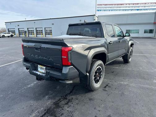 2025 Toyota Tacoma TRD Off Road
