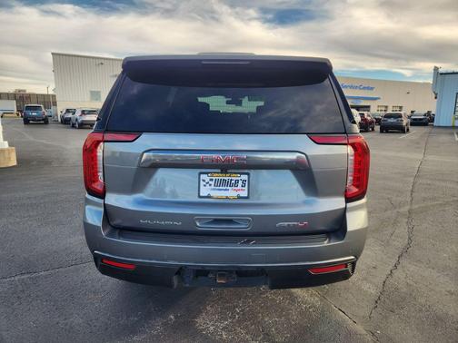 2021 GMC Yukon 4WD AT4