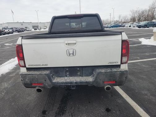 2022 Honda Ridgeline Black