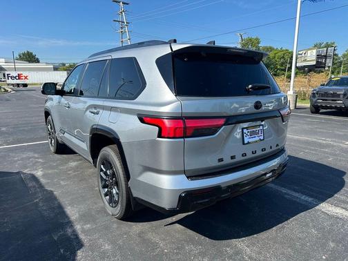 2025 Toyota Sequoia Platinum