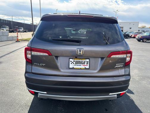 2021 Honda Pilot Touring 8-Passenger