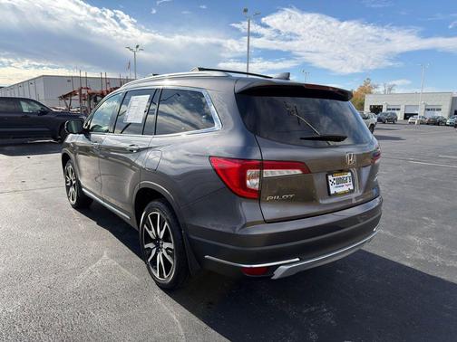 2021 Honda Pilot Touring 8-Passenger
