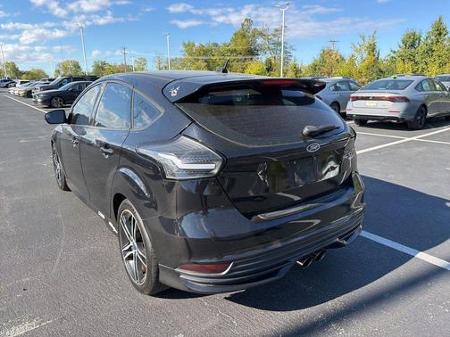 2017 Ford Focus ST ST