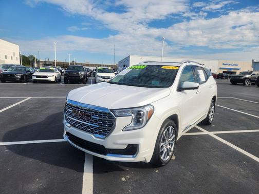 2022 GMC Terrain Denali