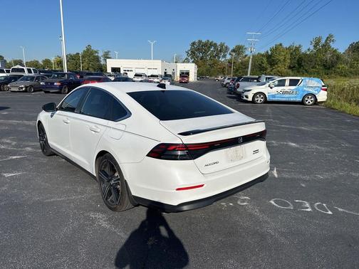 2023 Honda Accord Hybrid Base