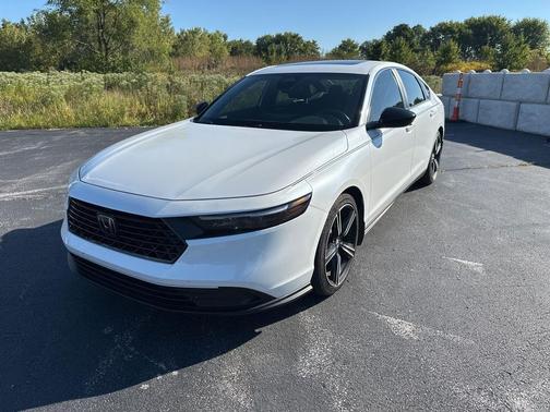 2023 Honda Accord Hybrid Base