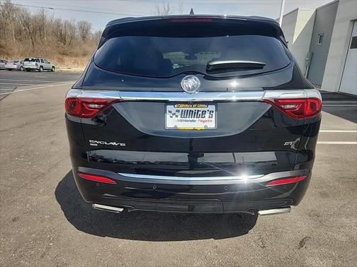 2022 Buick Enclave AWD Essence