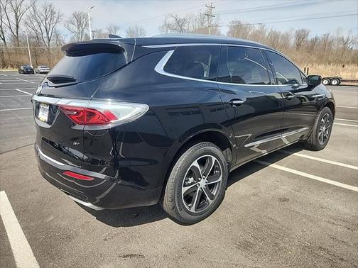 2022 Buick Enclave AWD Essence
