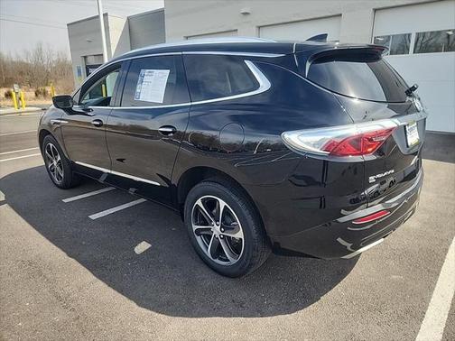 2022 Buick Enclave AWD Essence