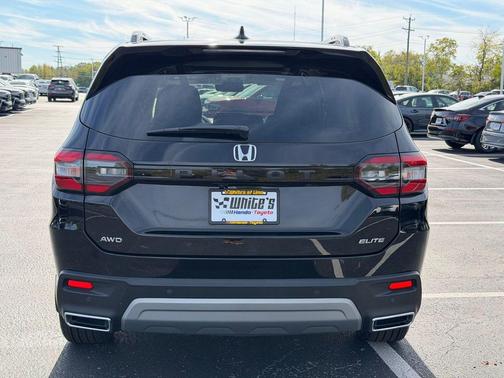 2025 Honda Pilot Elite