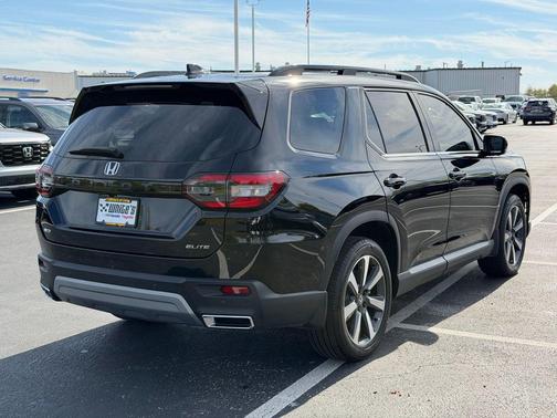 2025 Honda Pilot Elite