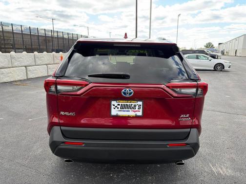 2019 Toyota RAV4 Hybrid XLE