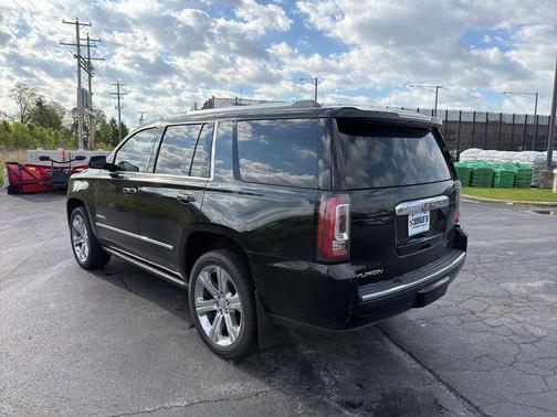 Onyx Black 2019 GMC Yukon Denali