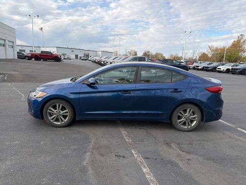 2017 Hyundai ELANTRA Value Edition